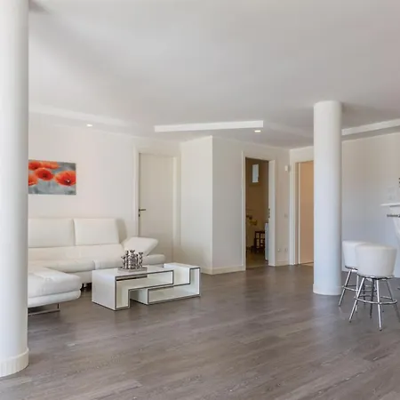 Mandara 8&2, Emma * ميسانو ادرياتيكو