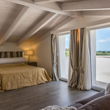 Mandara 8&2, Emma فيلة ميسانو ادرياتيكو