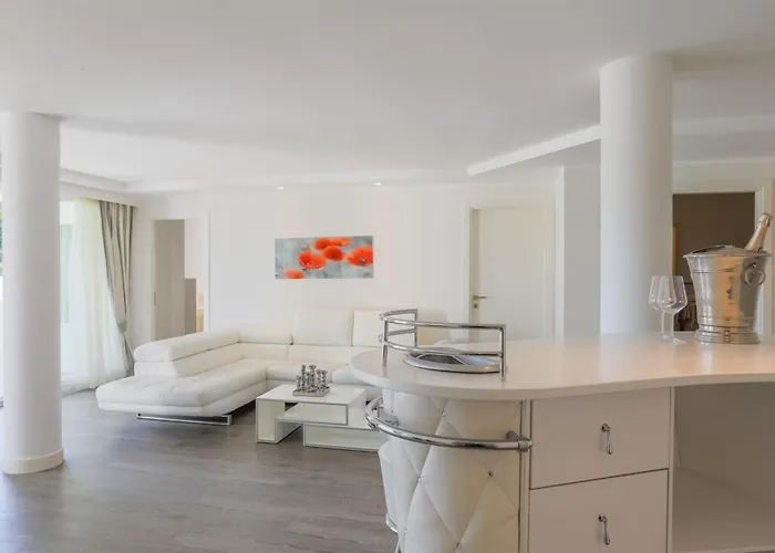 Villa Mandara 8&2, Emma Misano Adriatico