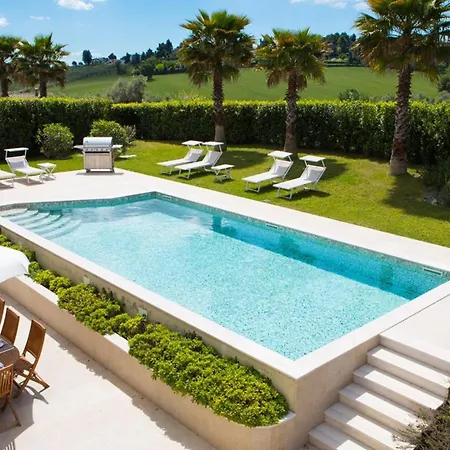 Mandara 8&2, Emma * Мизано-Адриатико