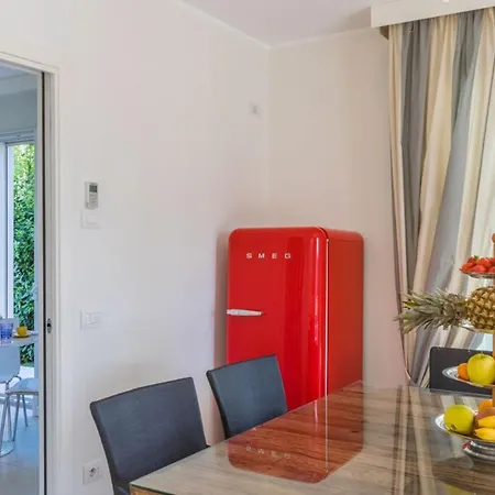 Вилла Mandara 8&2, Emma