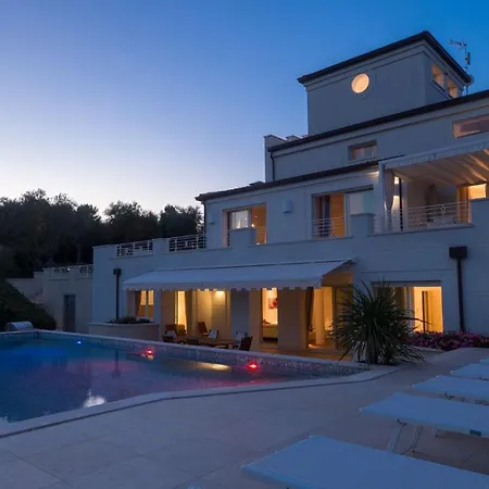 Вилла Mandara 8&2, Emma *