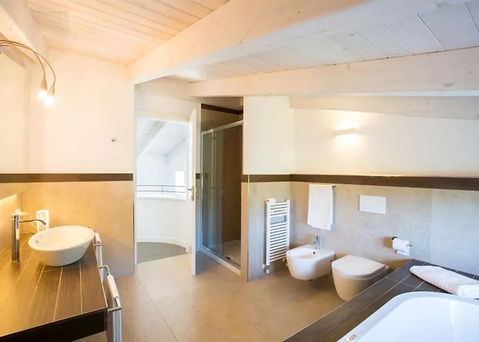 Βίλα Mandara 8&2, Emma Misano Adriatico