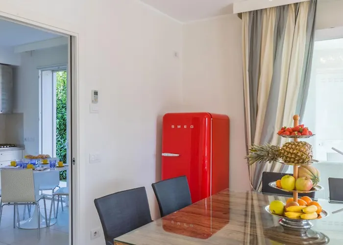 Βίλα Mandara 8&2, Emma