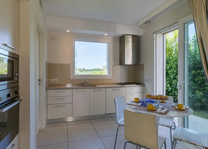 Mandara 8&2, Emma Misano Adriatico