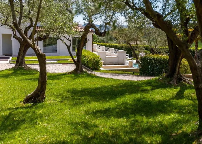 Mandara 8&2, Emma Βίλα Misano Adriatico